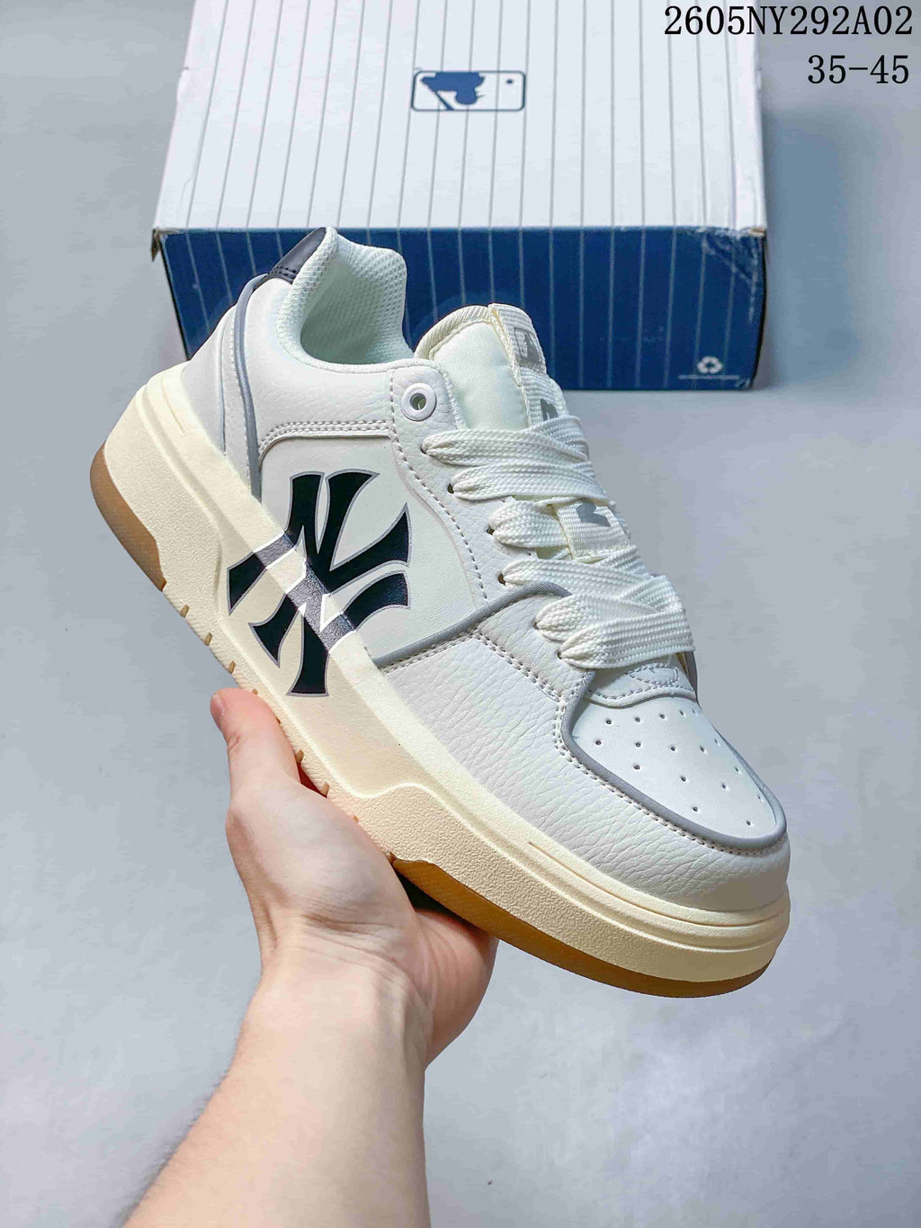 MLB Chunky Liner Low-Top Sneakers, White and Green