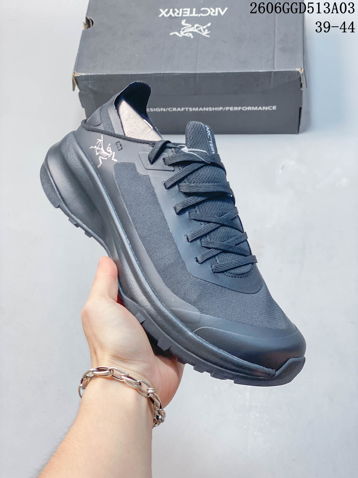 Arc'teryx Konseal SL 2 Low-Top Trail Shoes, Gray