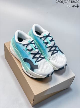 ON Cloudboom Max Sneakers Turquoise White 2606JGD242A02