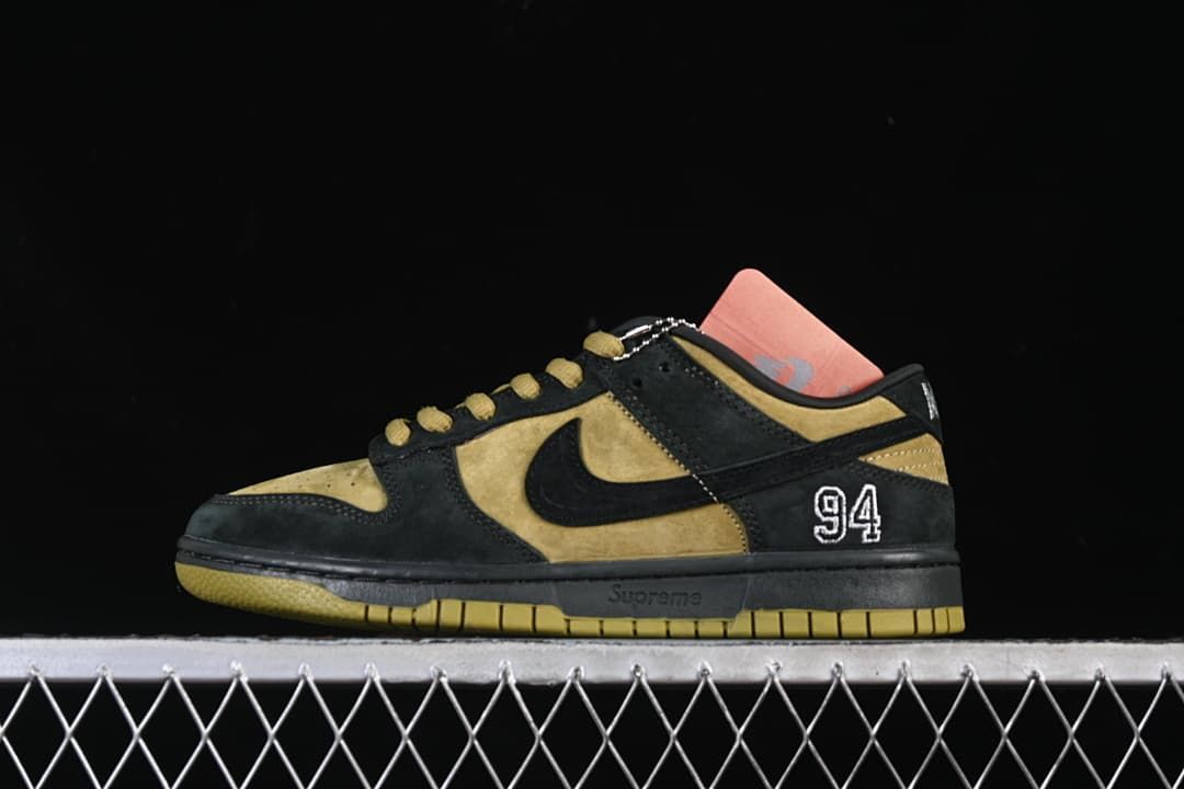 Nike SB Dunk Low Supreme Brown Gold Sneakers HQ8487-300