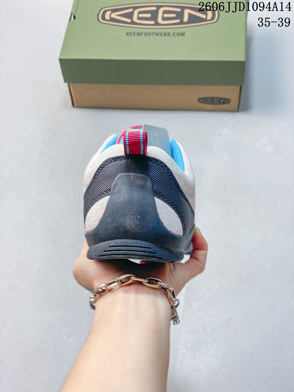 KEEN Jasper Low-Top Outdoor Sneakers, Gray Pink Blue, 1022266