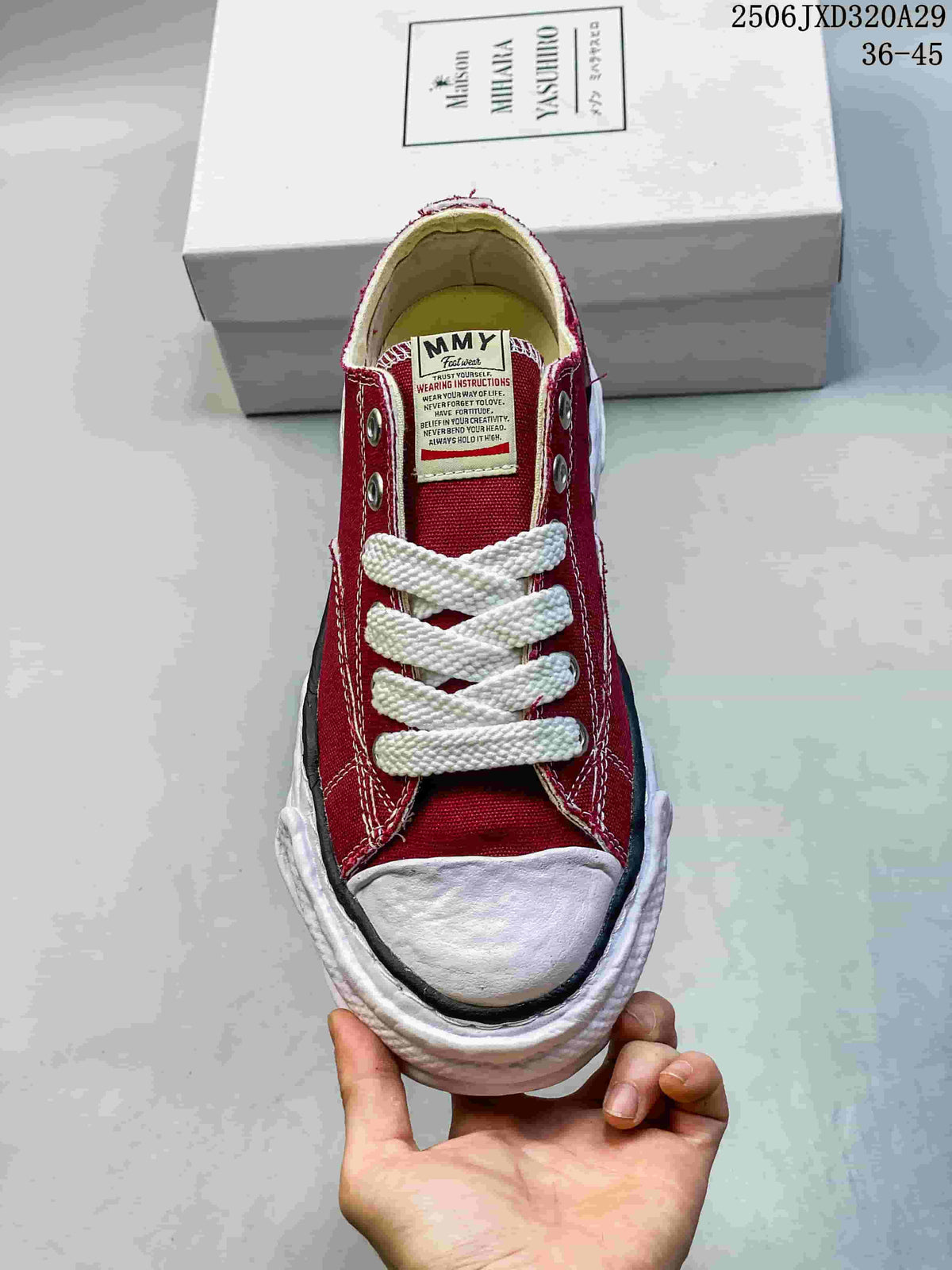 Maison Mihara Yasuhiro Blakey Low-Top Sneakers in Burgundy