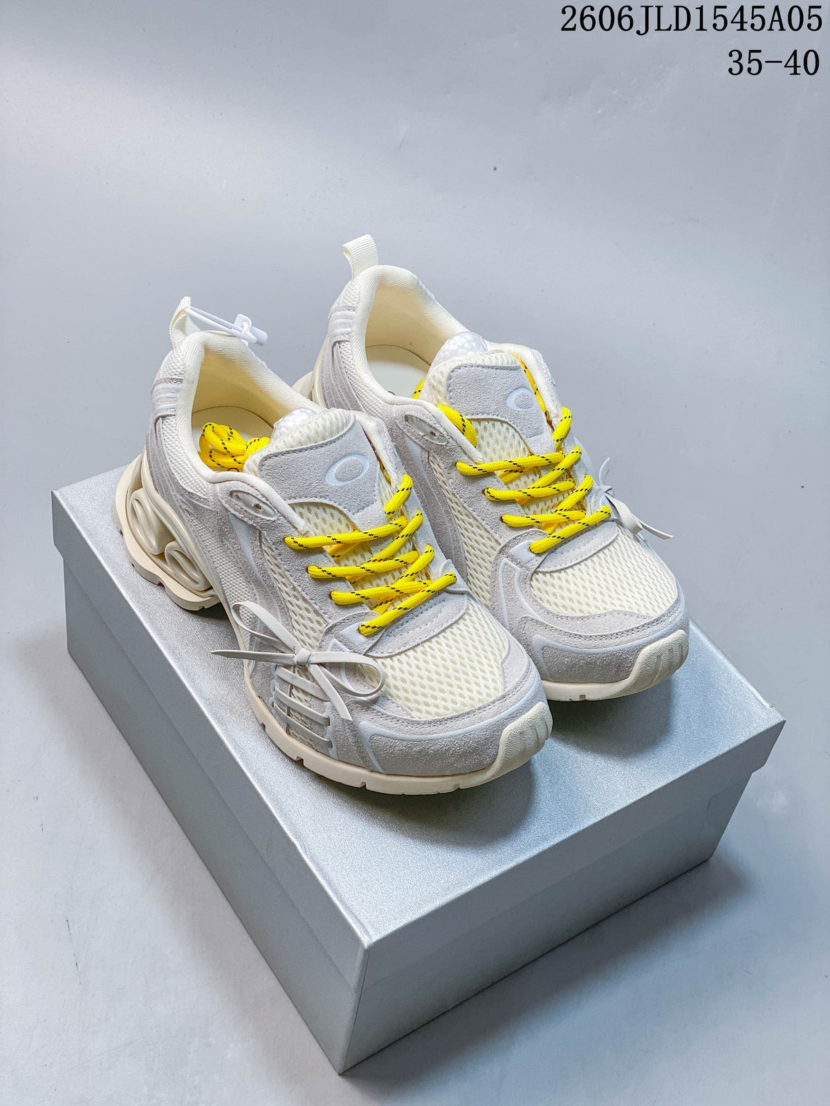 GG-CC Bow-Detail Chunky Sneakers in Cream