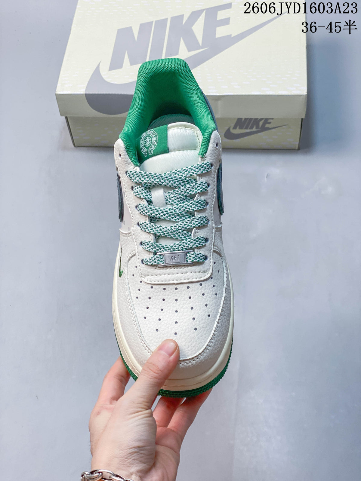 Nike Air Force 1 '07 Low White Green Sneakers