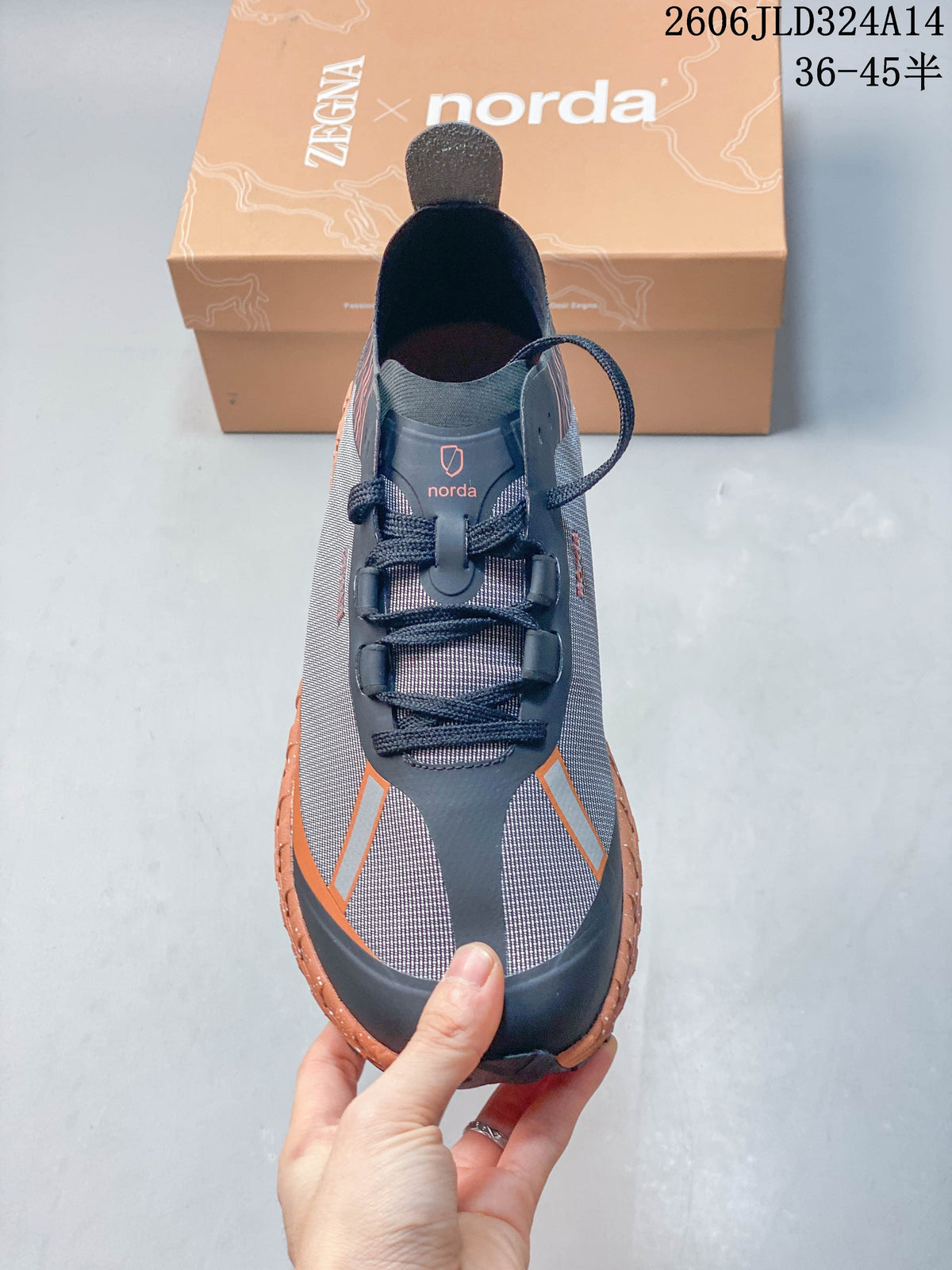 Norda 001 Low-Top Running Shoes in Gray and Orange