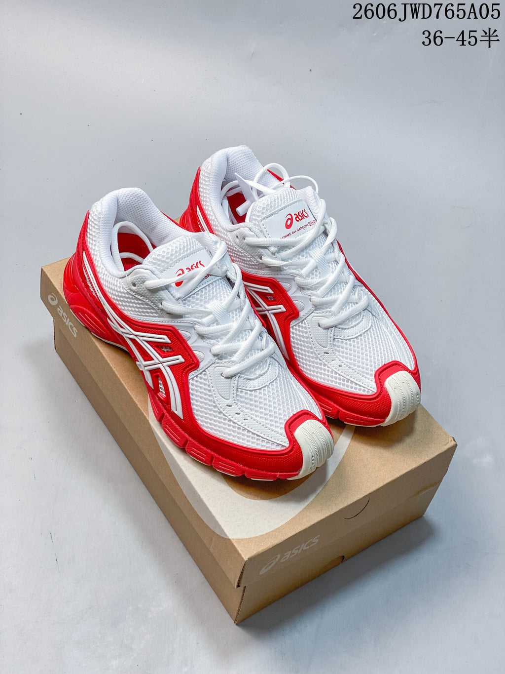 ASICS Gel-TRUCK Sneakers White and Blue or Red