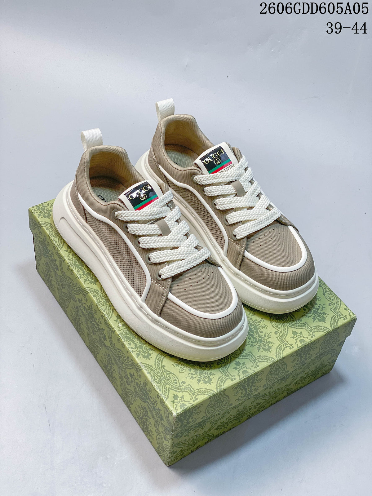 Gucci Screener GG Low-Top Sneakers, Navy and Beige