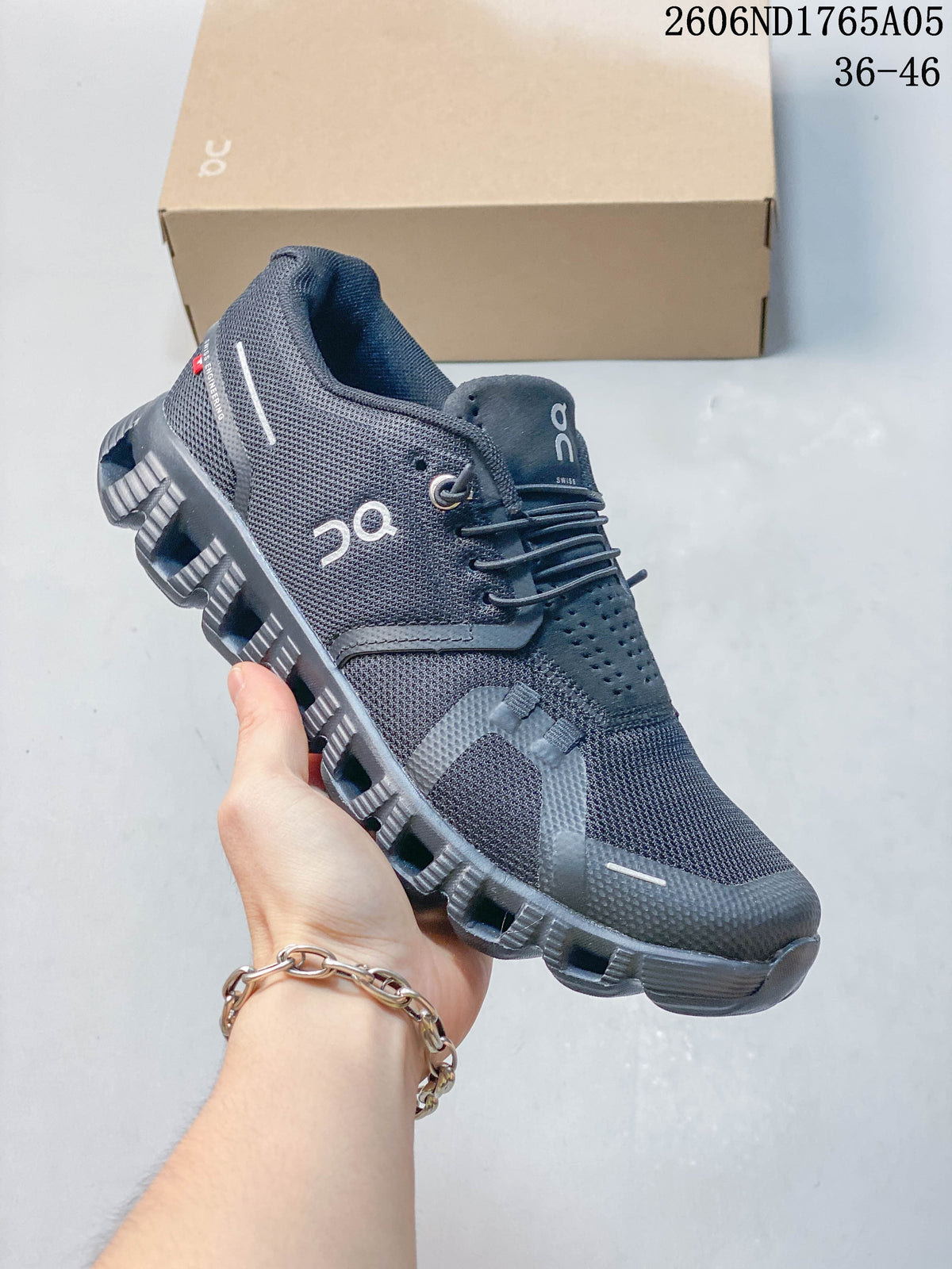 On Cloud 5 Lightweight Sneakers