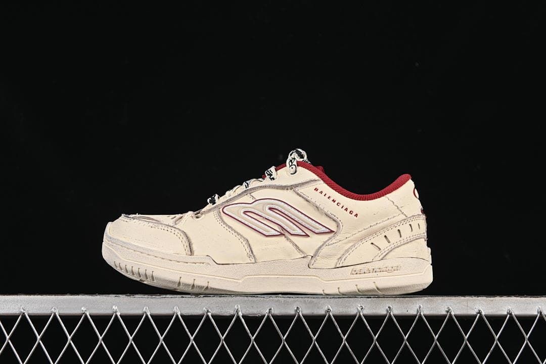Balenciaga Hamptons Worn-Out Sneakers in Off-White and Red