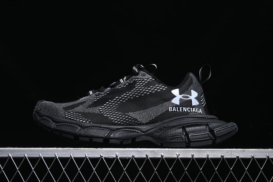 Balenciaga 3XL Low-Top Sneakers in Black and White