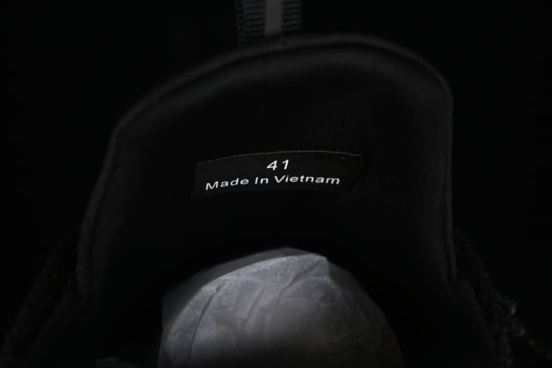 Moncler Trailgrip Lite 2 Black Outdoor Sneakers