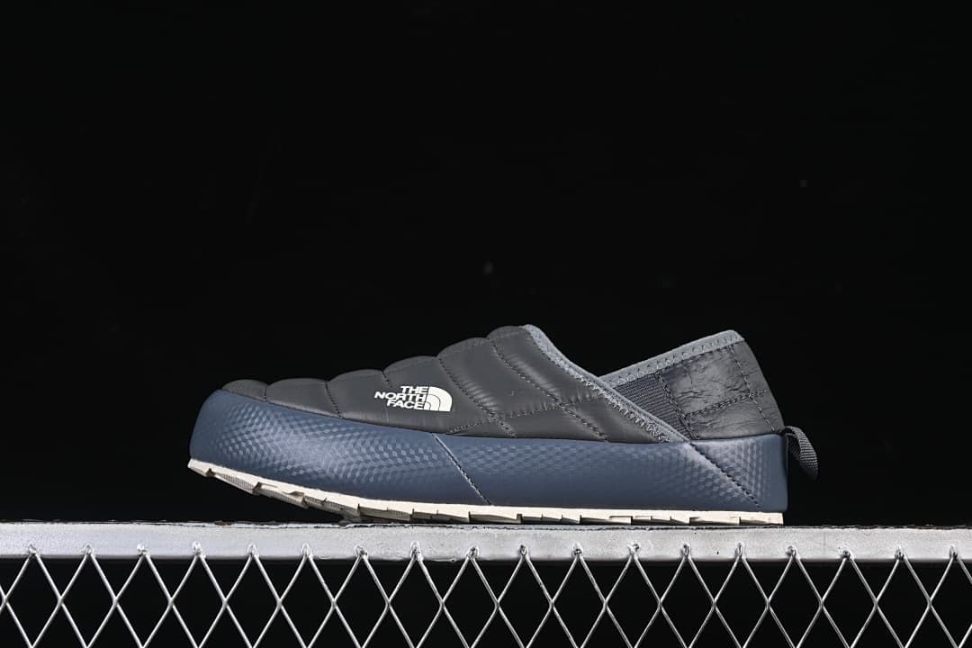 The North Face ThermoBall Traction Mule V, Grey Blue