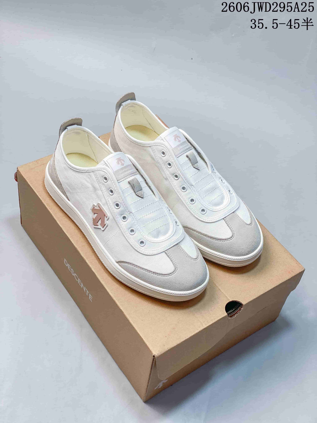 Descente CHRON Low-Top Sneakers in White and Gray