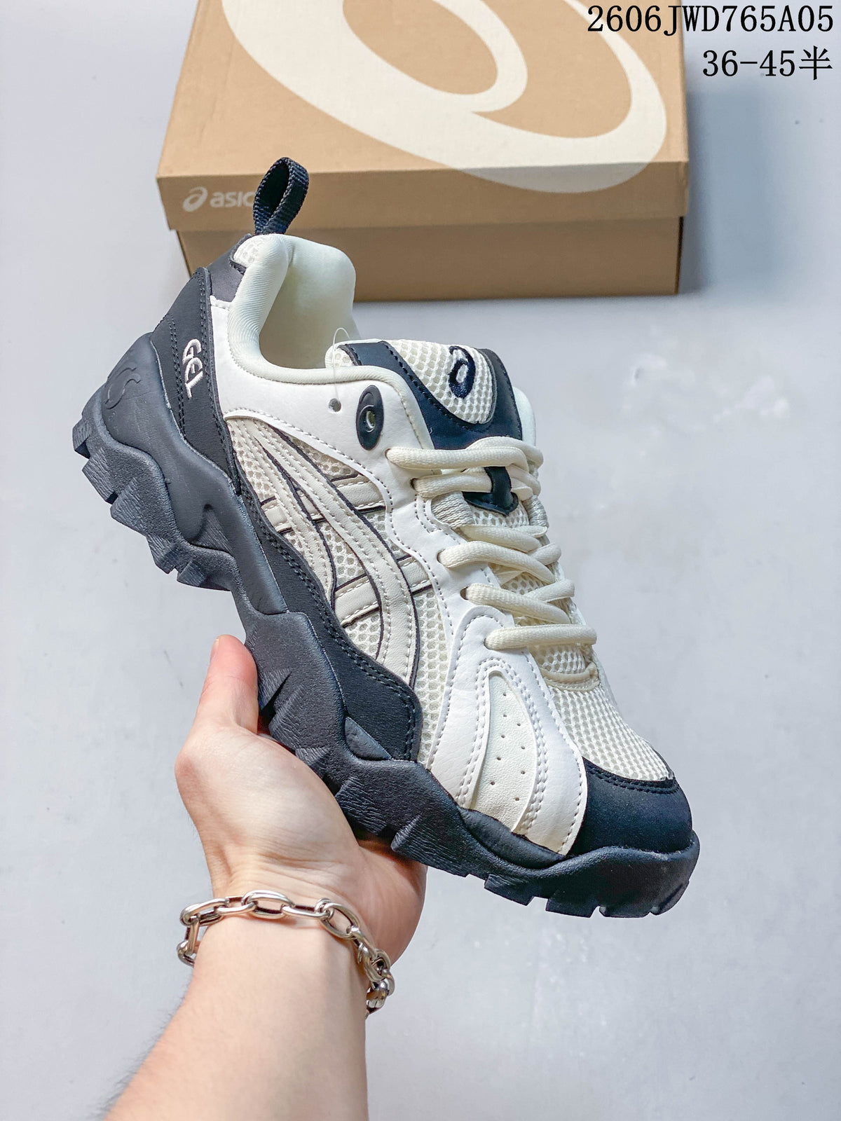 ASICS Gel-TRUCK Trail-Style Sneakers