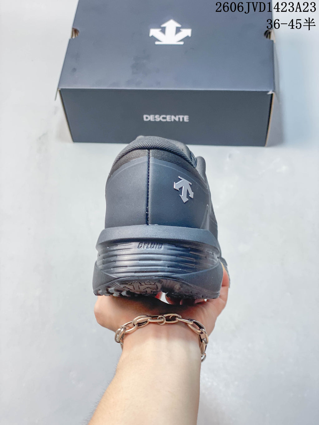 Descente Traxis Urban Outdoor Sneakers, Charcoal, JVD1423A23