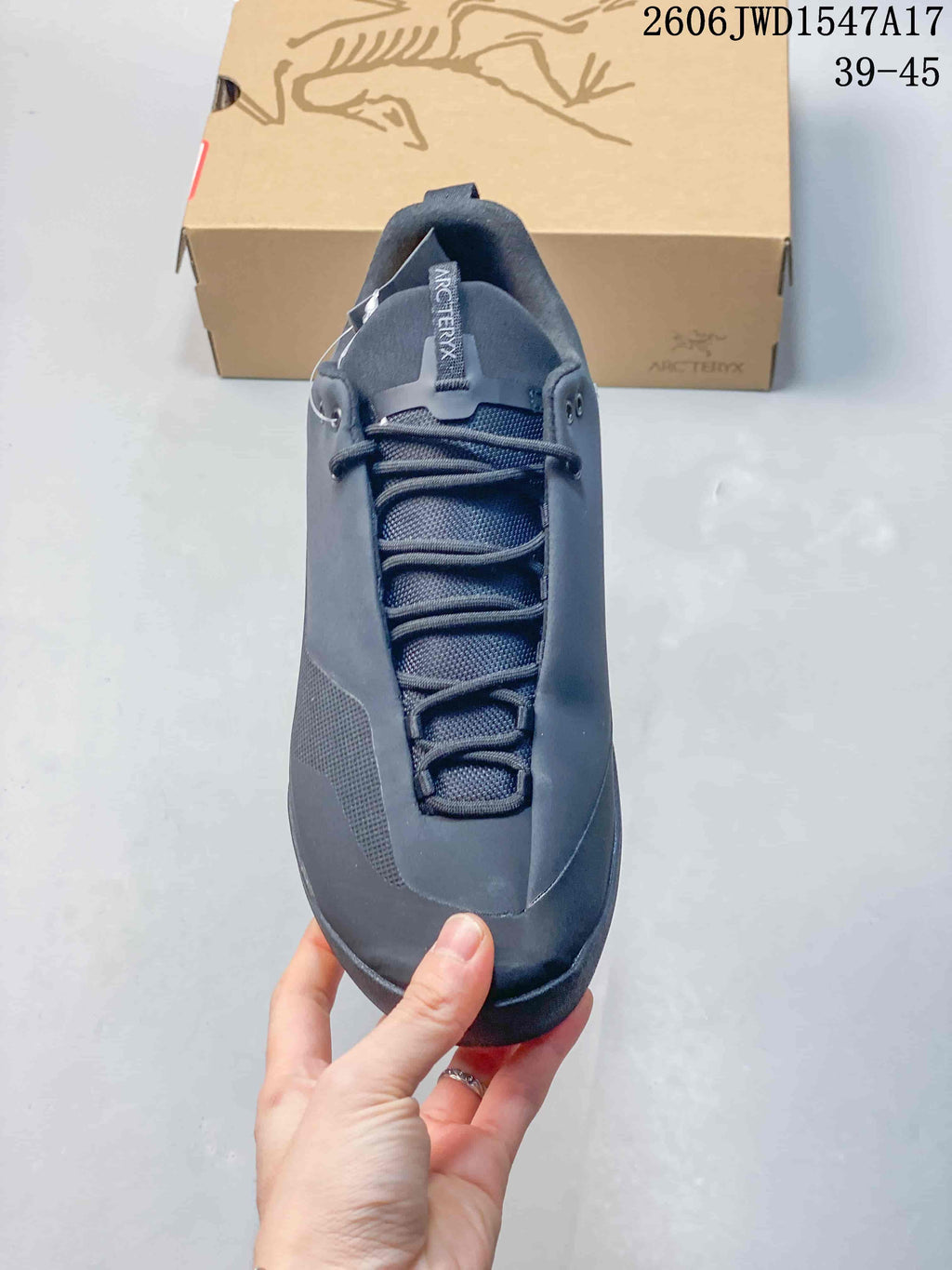 Arc'teryx Konseal Women's Low-Top Outdoor Shoes
