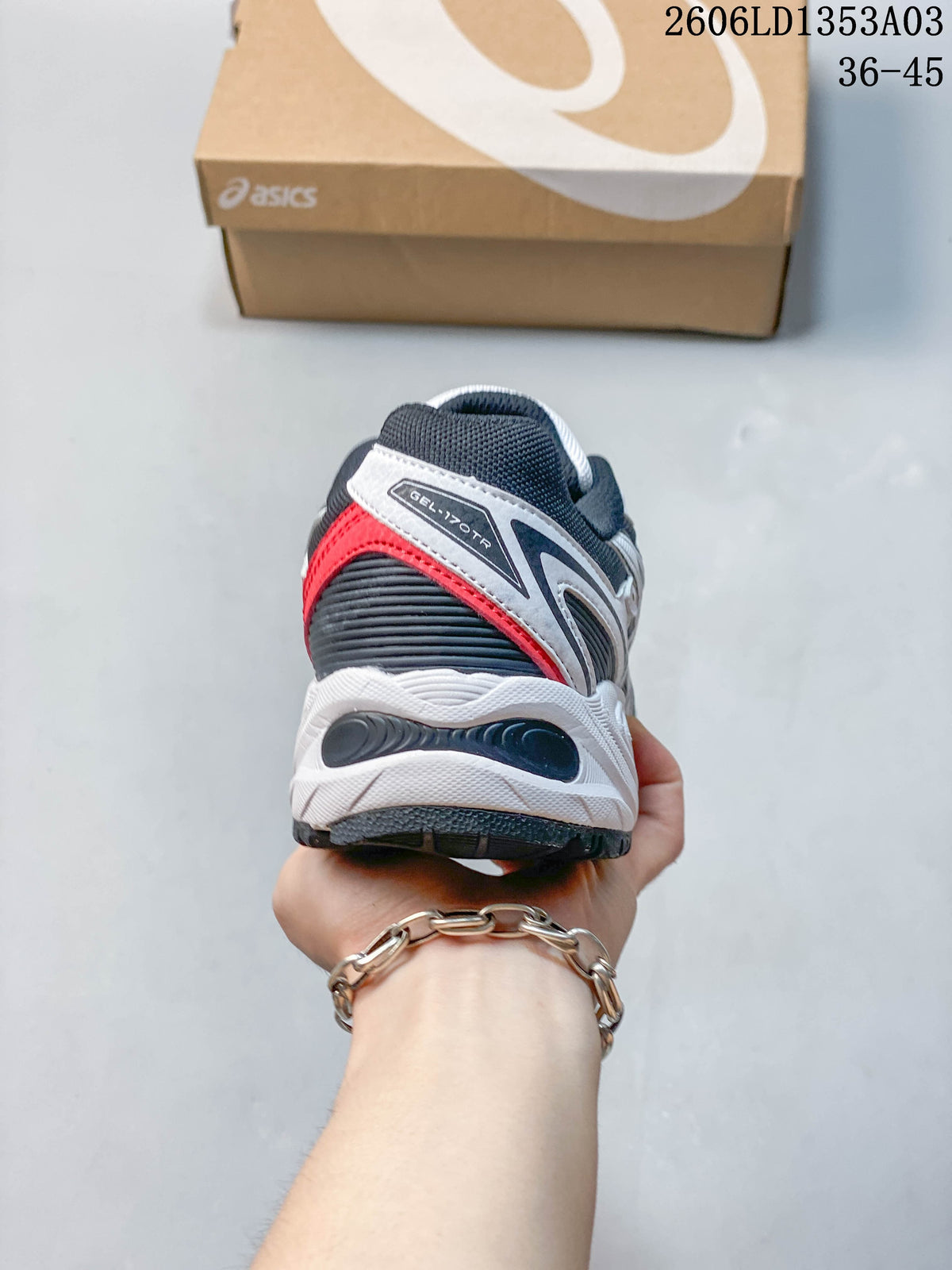 ASICS GEL-170TR White and Navy Sneakers 1203A096-200