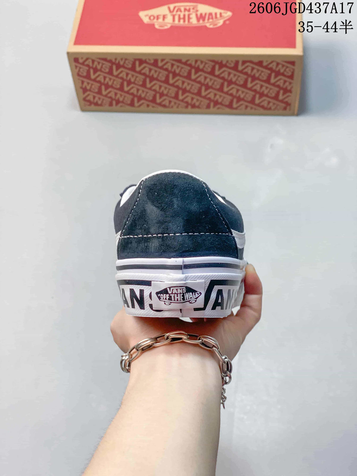 Vans SK8-Low Navy Suede Low-Top Sneakers VN0A4UUK6BT