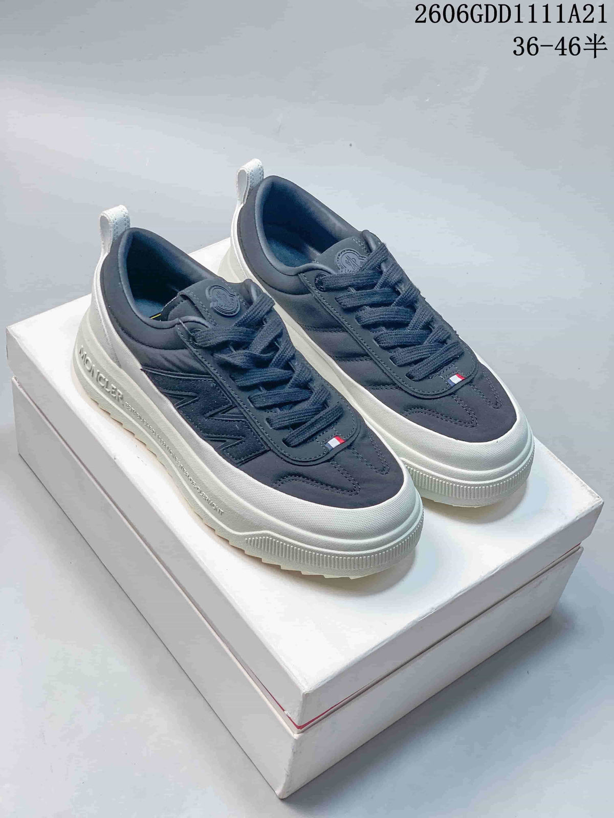 Moncler Altive Low-Top Lace-Up Sneakers in Navy and White