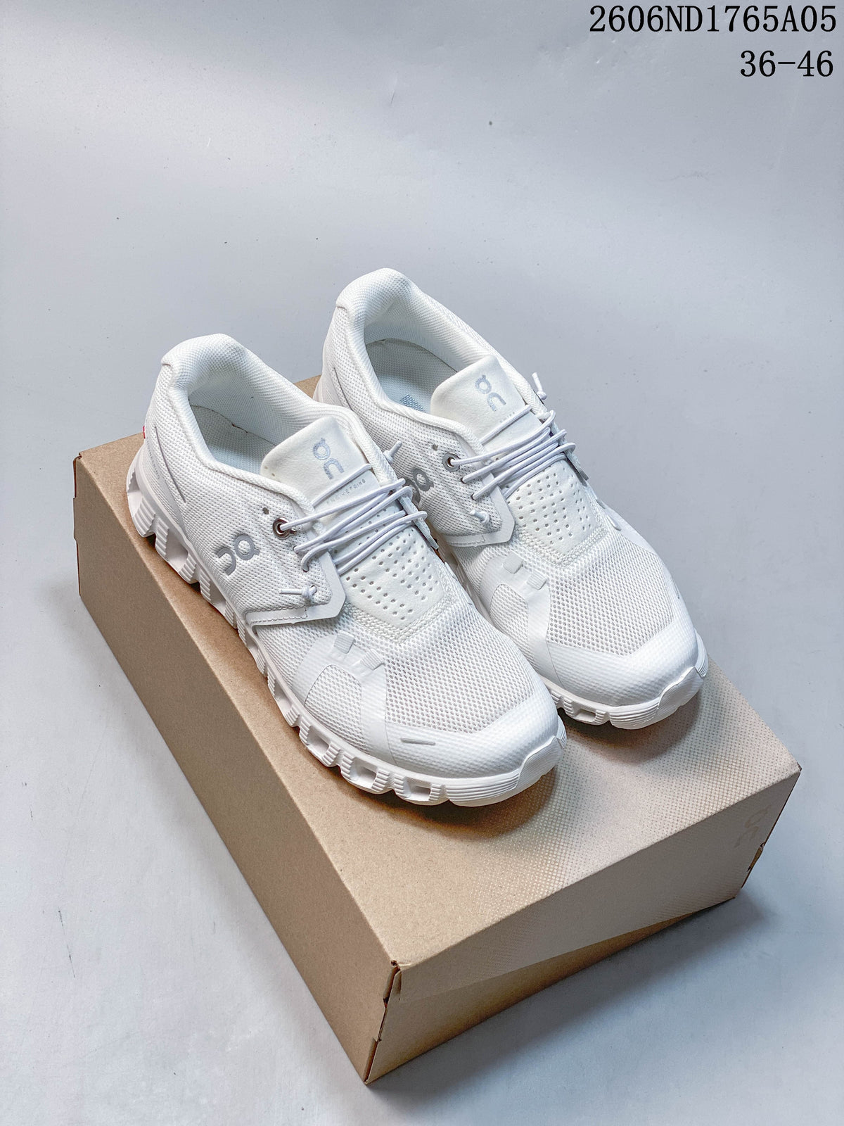 On Cloud 5 Lightweight Sneakers