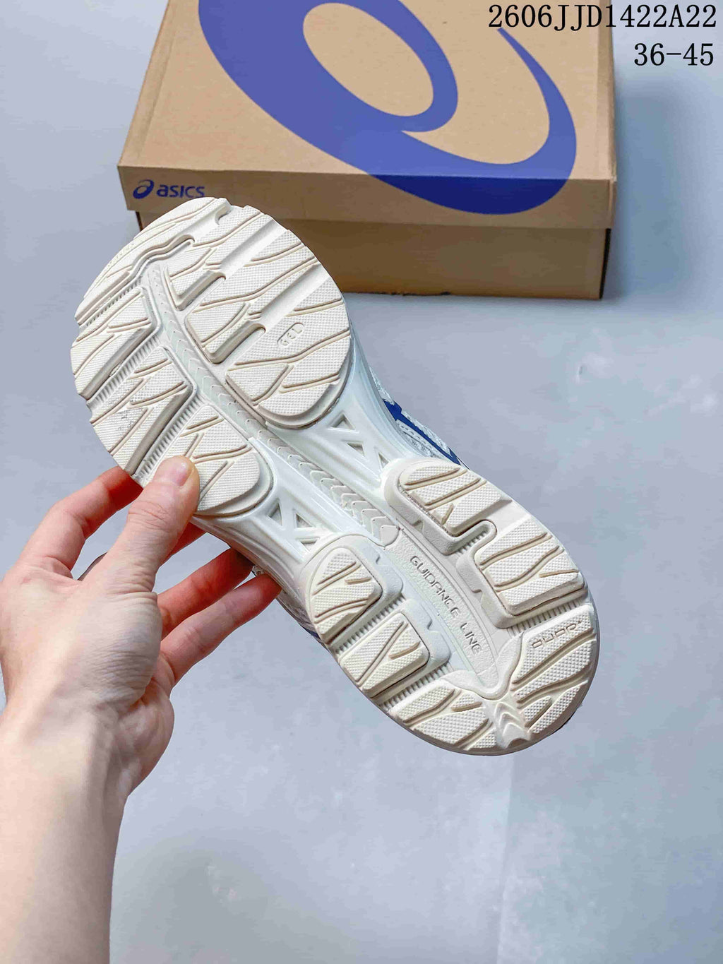 ASICS GEL-FLUX White and Blue Running Shoes