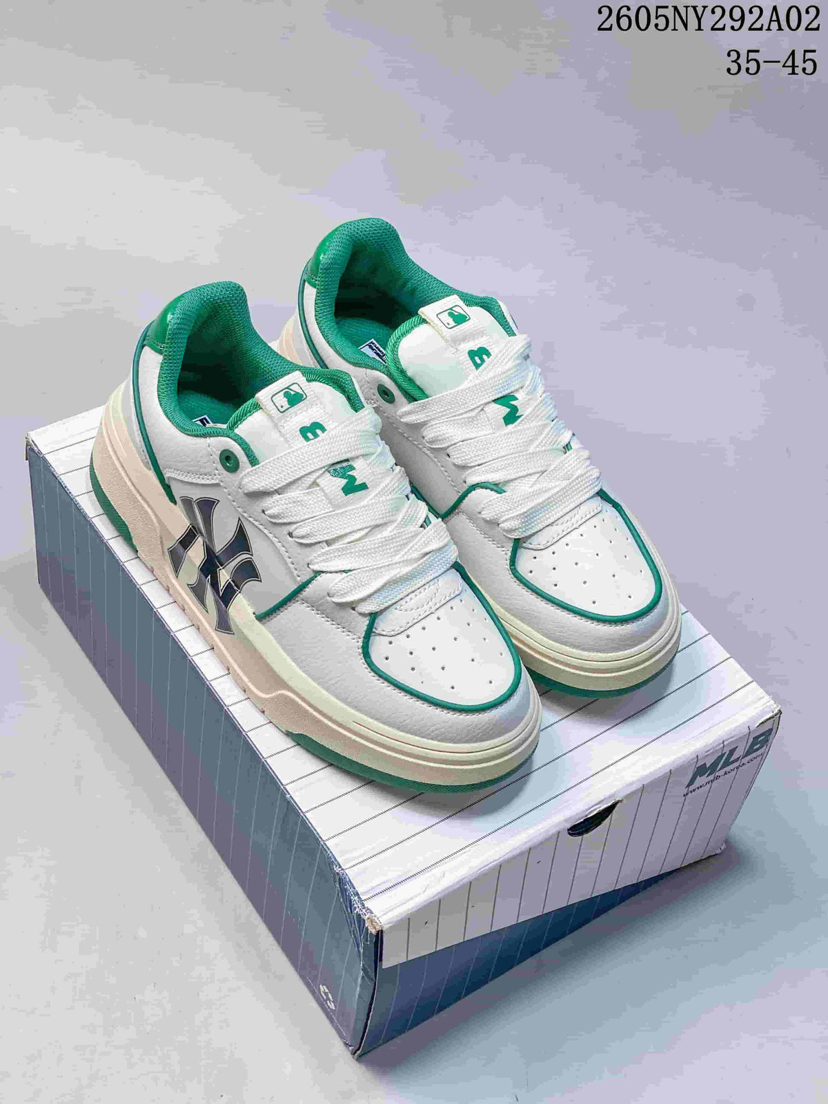 MLB Chunky Liner Low-Top Sneakers, White and Green
