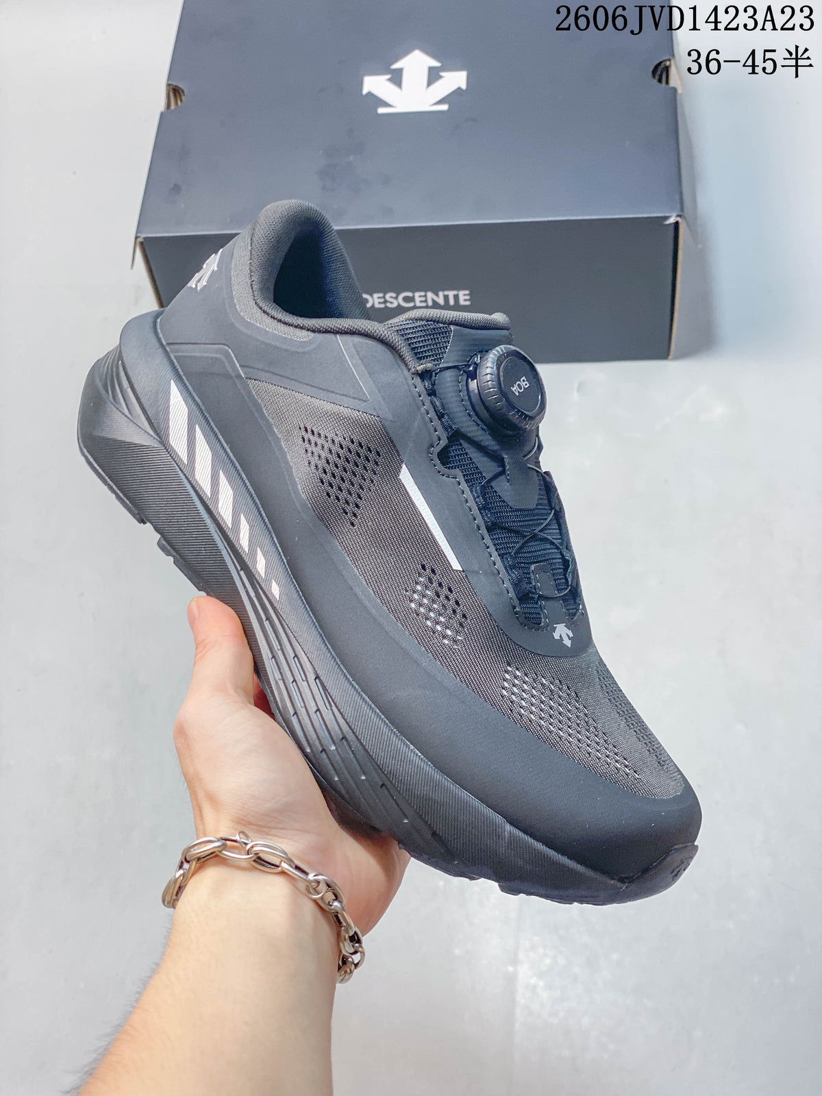 Descente Traxis Urban Outdoor Sneakers, Charcoal, JVD1423A23