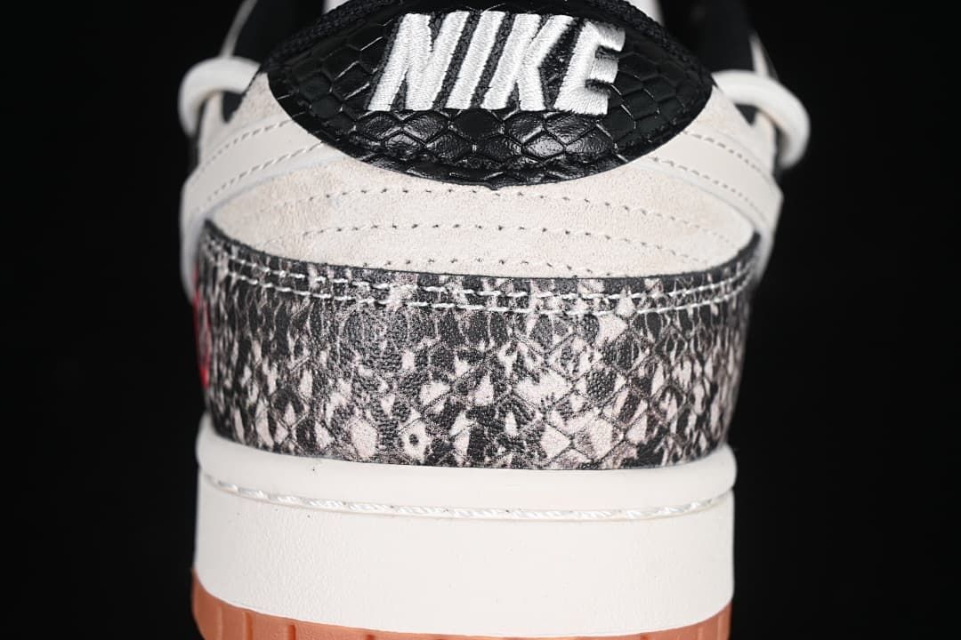 Nike SB Dunk Low Snake Pattern White and Black YX5066-275