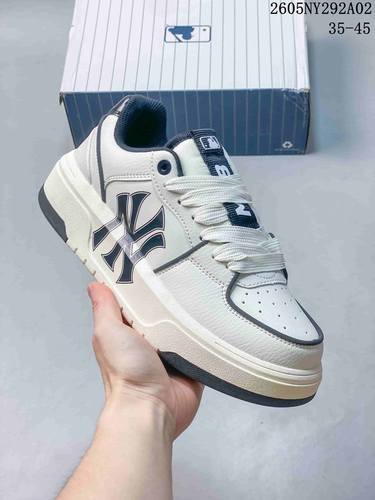 MLB Chunky Liner Low-Top Sneakers, White and Green