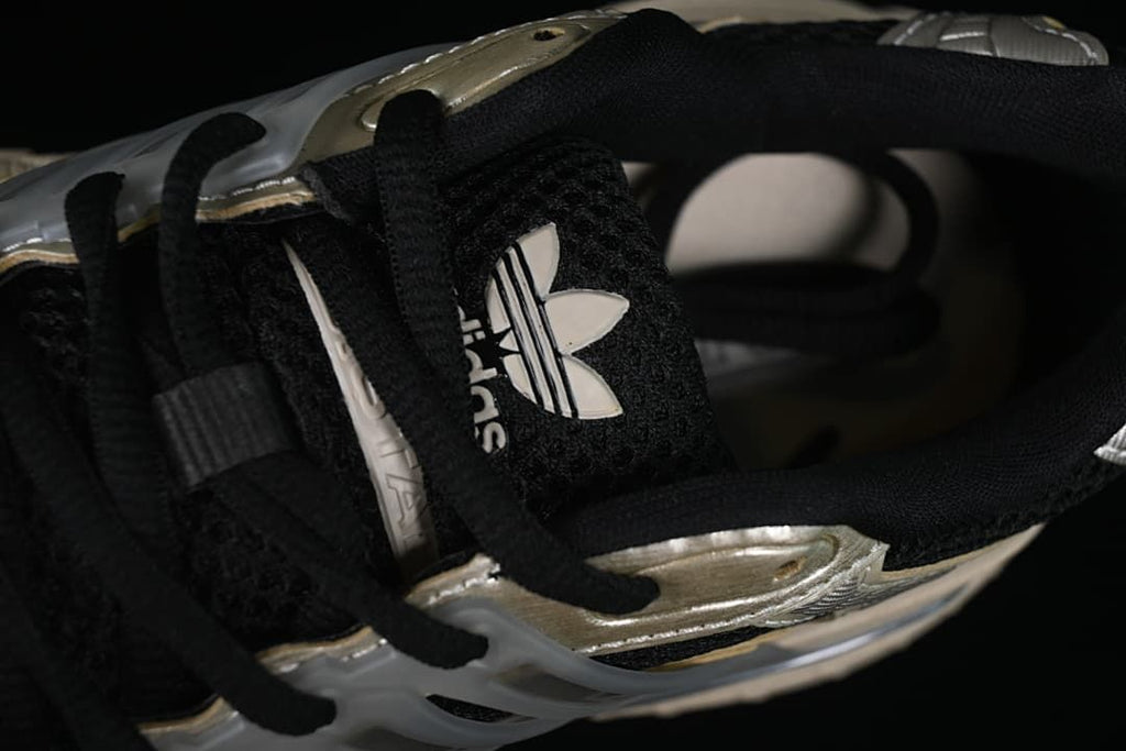 adidas Adistar XLG IF6936 Sneakers in Silver and Beige
