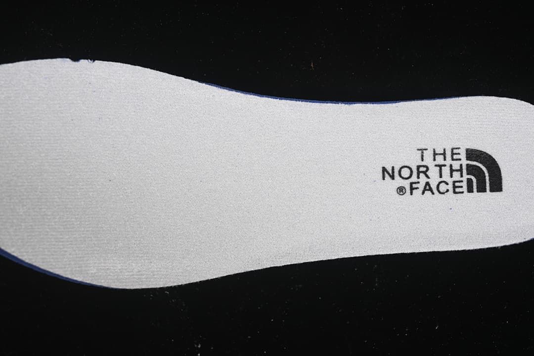 The North Face Mountain Essentials Slip-On Shoes White Grey NF0A8AD94QI