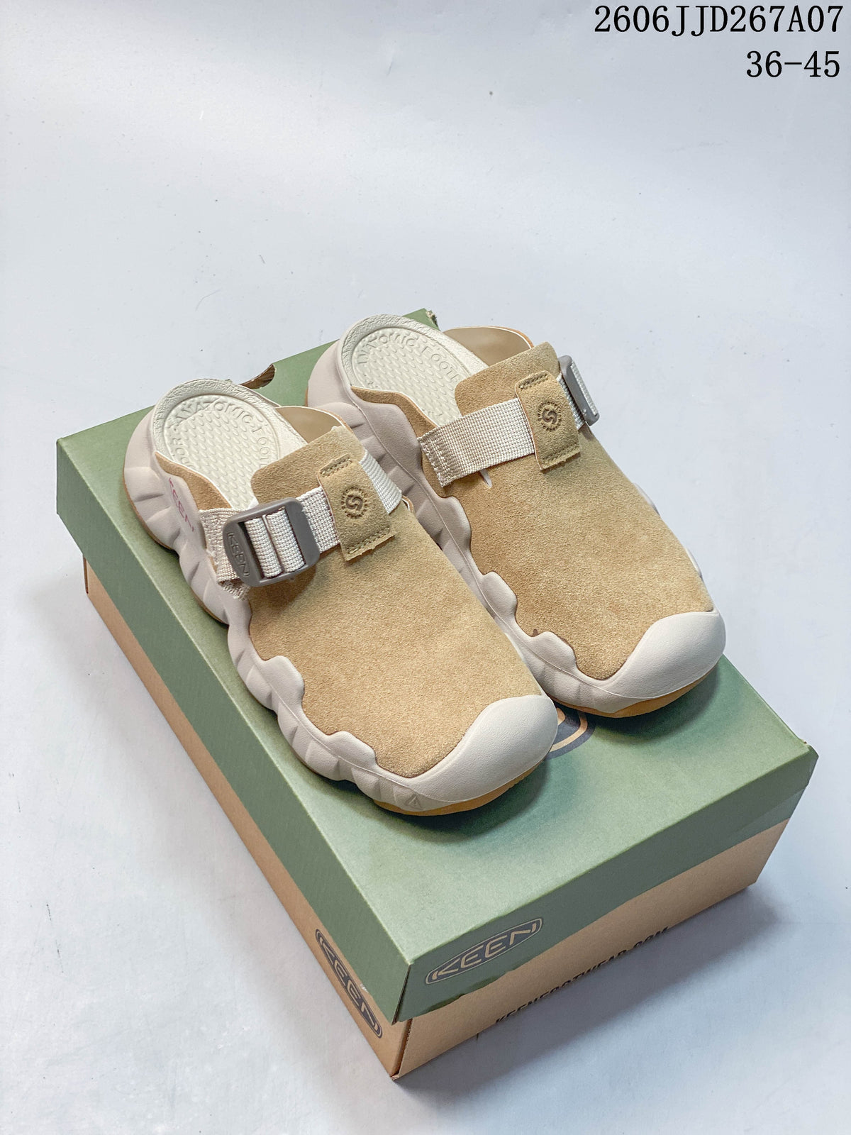 KEEN Hyperport Clog Leather Closed-Toe Mule