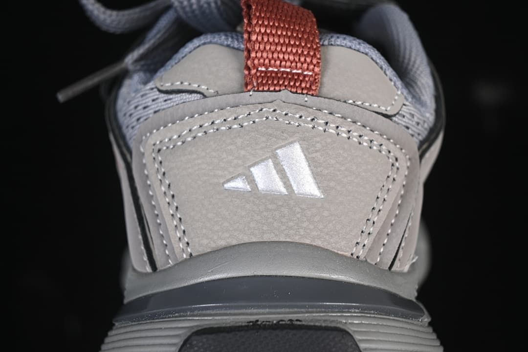 adidas Adistar Kids Sneakers in Cement Grey