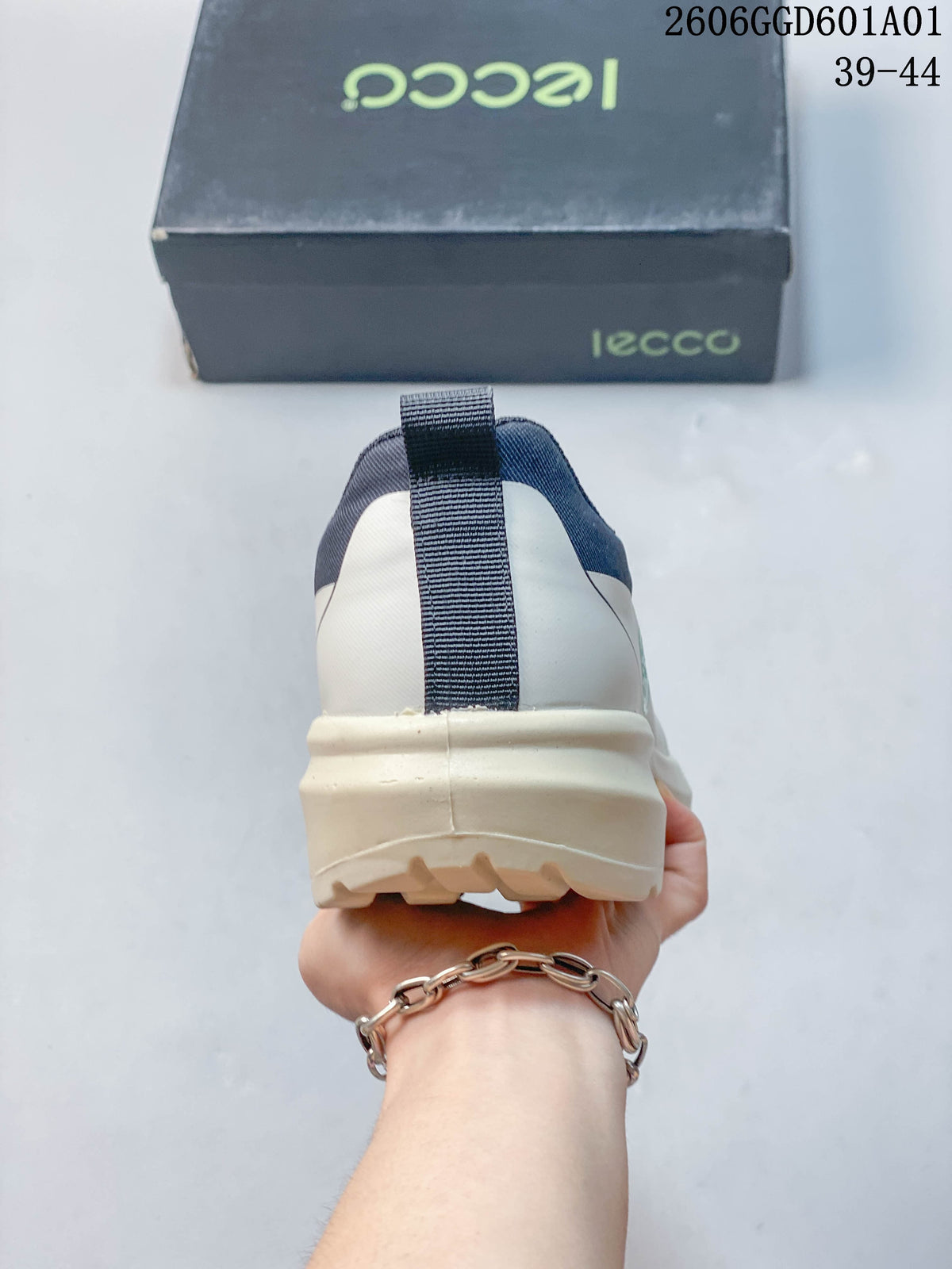 ECCO 620010ASQEE Navy and Grey Lace-Up Sneakers