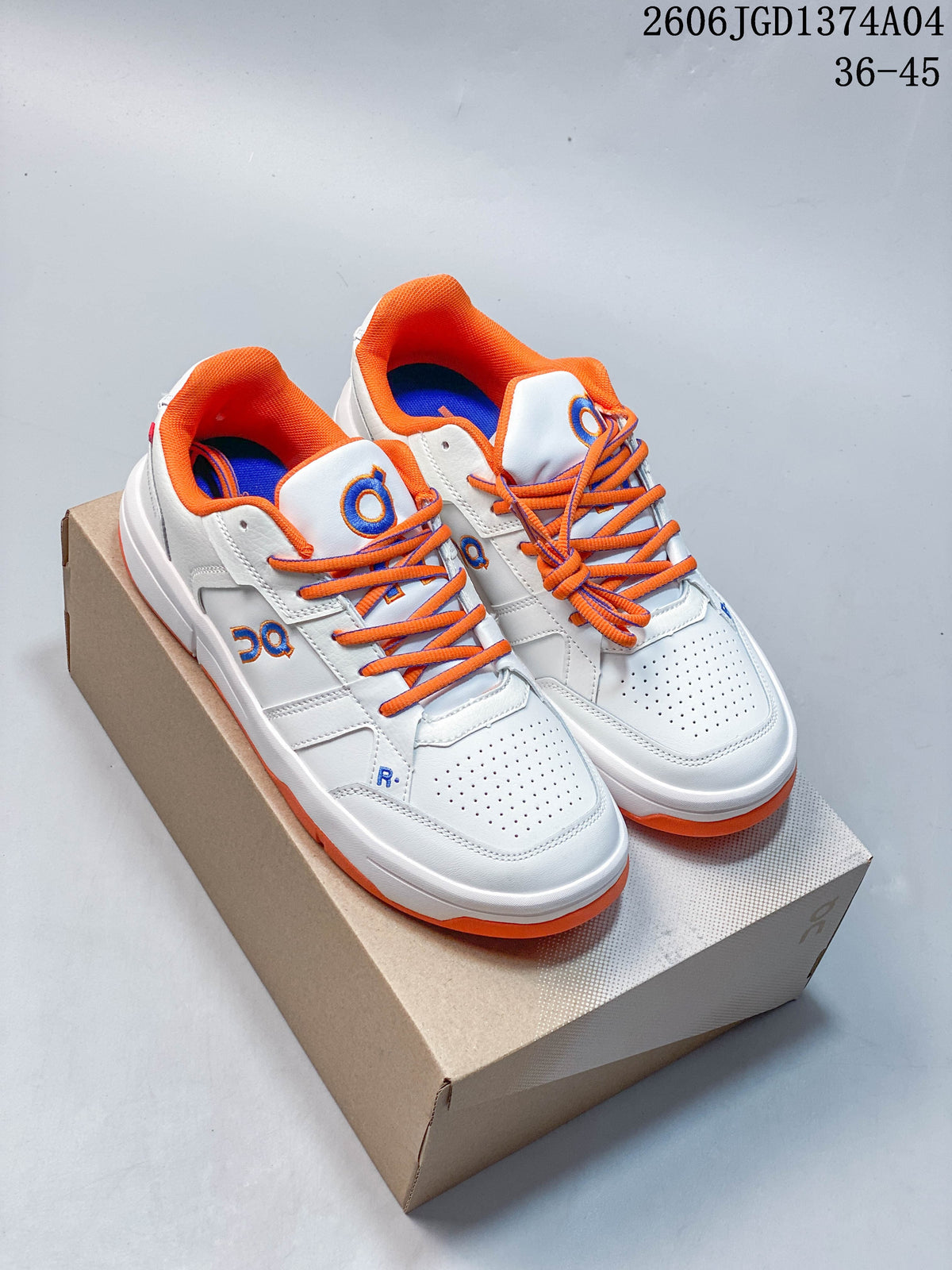 On THE Roger Clubhouse White Tennis-Inspired Sneakers