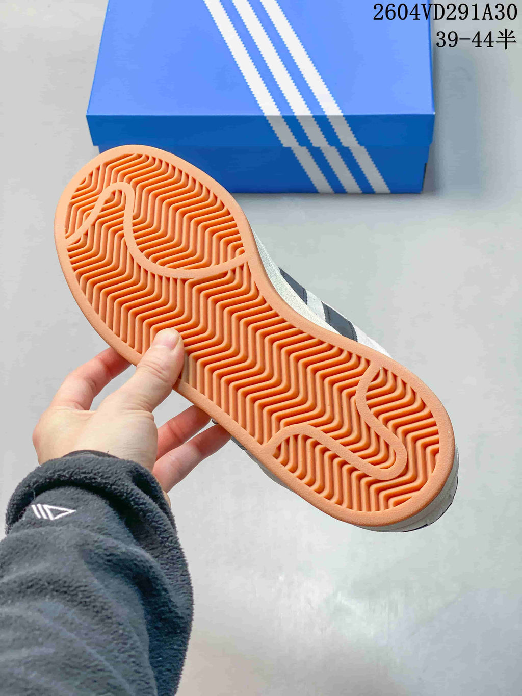 Adidas Campus 00s Low-Top Sneakers ID7028