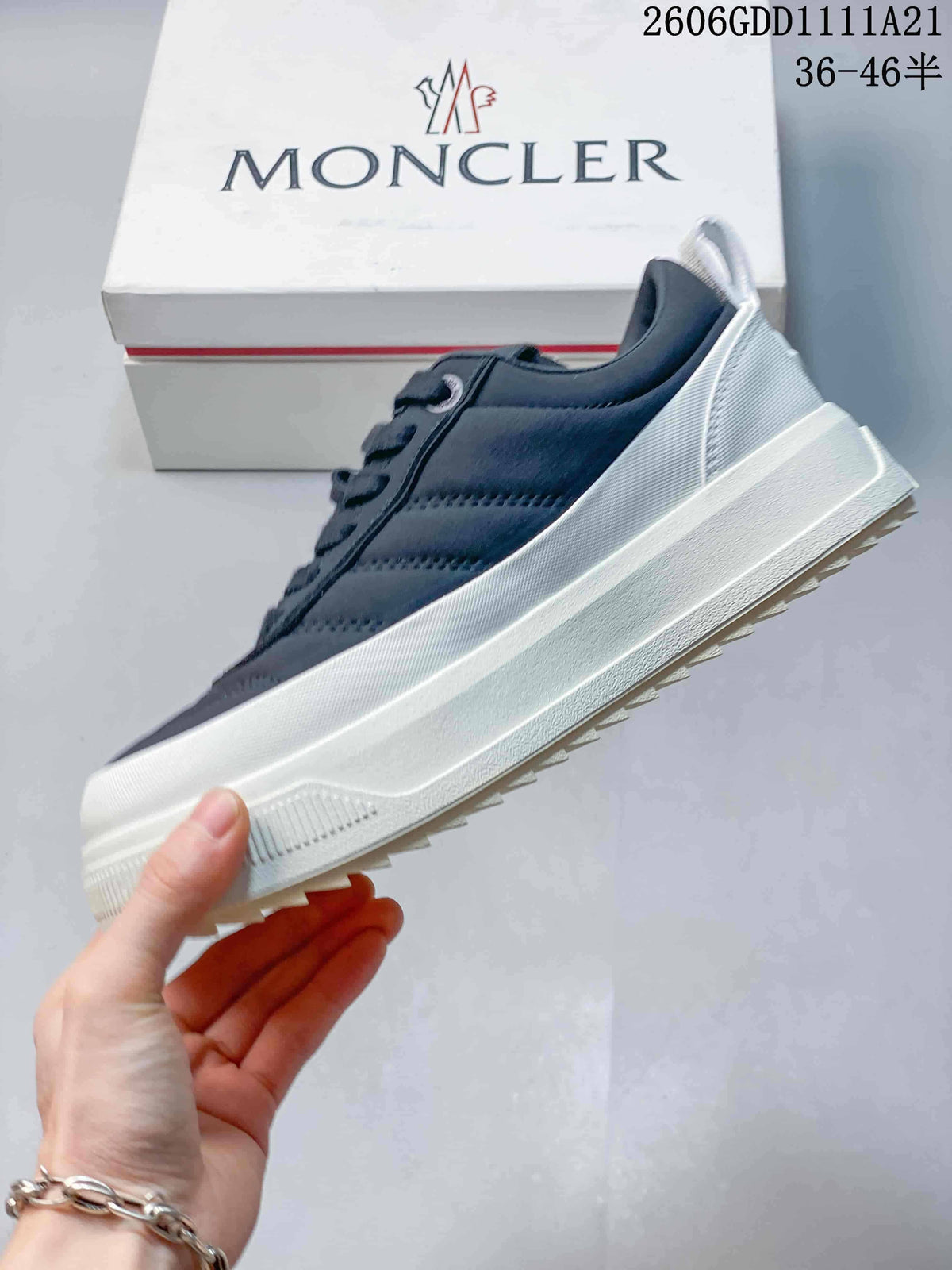 Moncler Altive Low-Top Lace-Up Sneakers in Navy and White