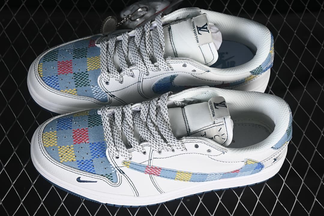 Travis Scott x Fragment Design Air Jordan 1 Low OG SP