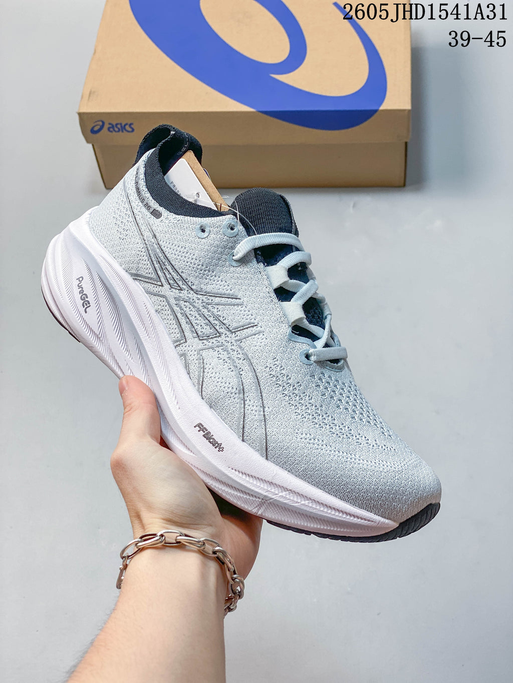 ASICS GEL-NIMBUS 26 Running Shoes