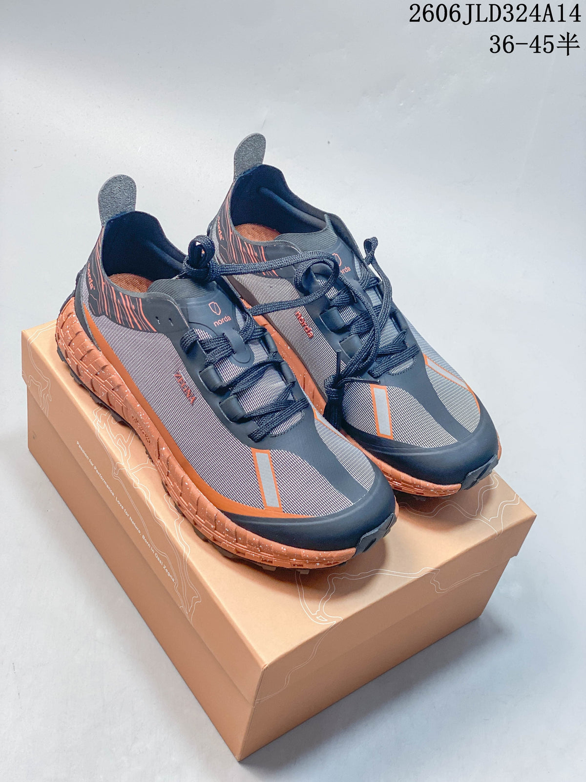 Norda 001 Low-Top Running Shoes in Gray and Orange