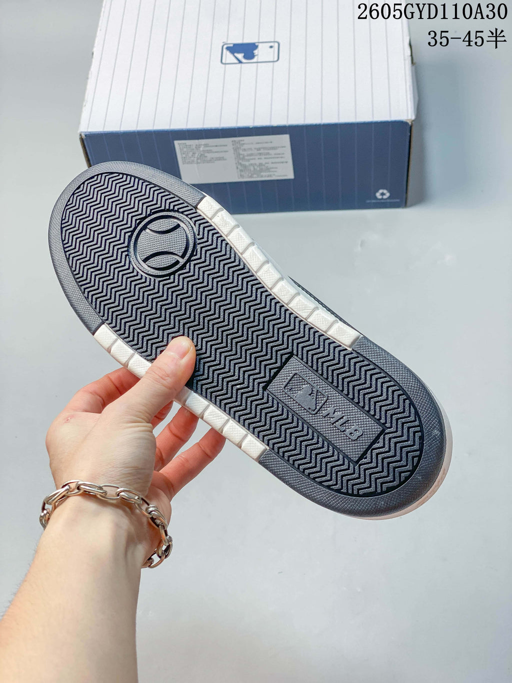 MLB Chunky Liner Low-Top Sneakers, White and Navy