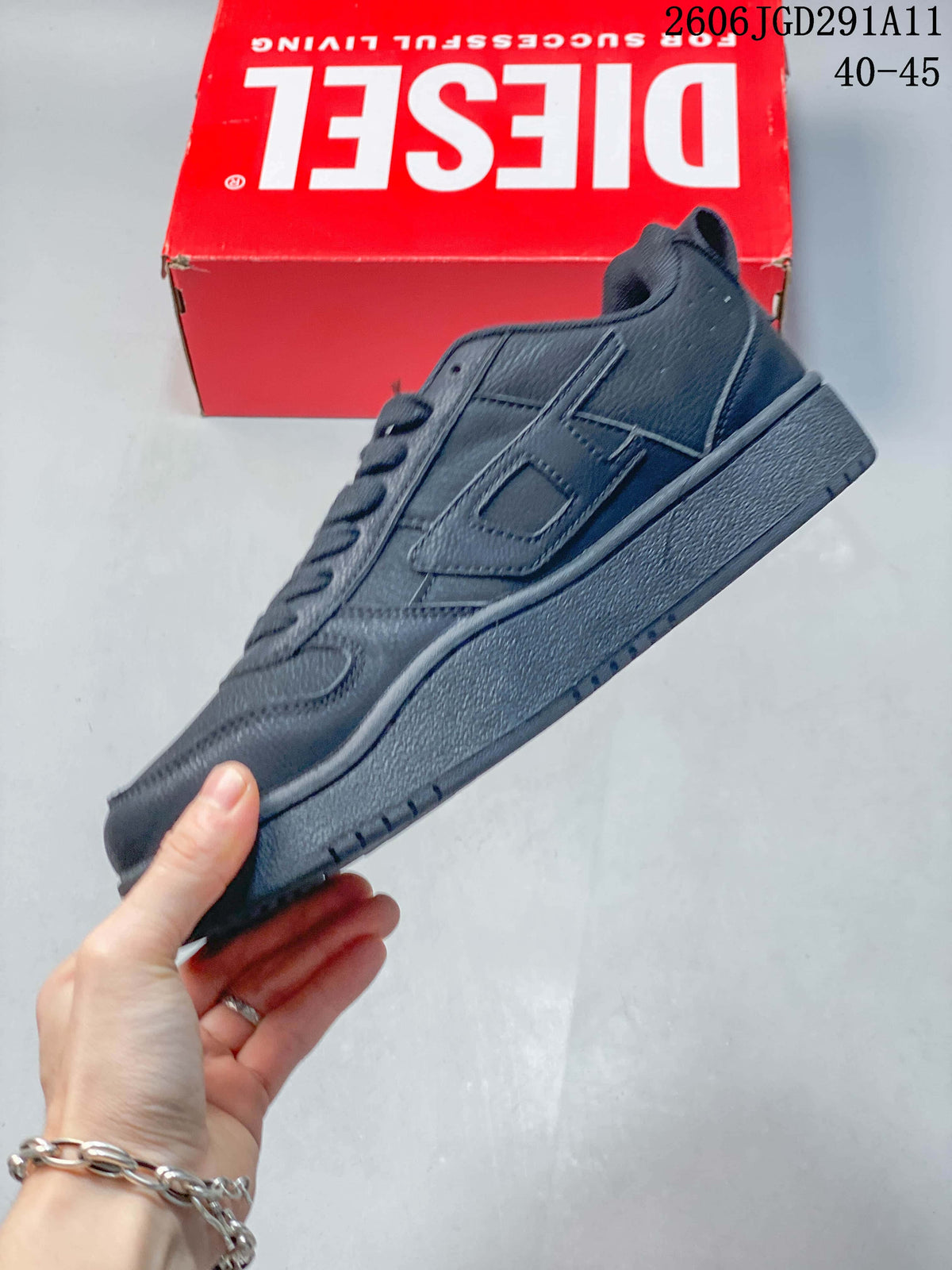 Diesel S-UKIYO V2 Low-Top Sneakers, Dark Gray