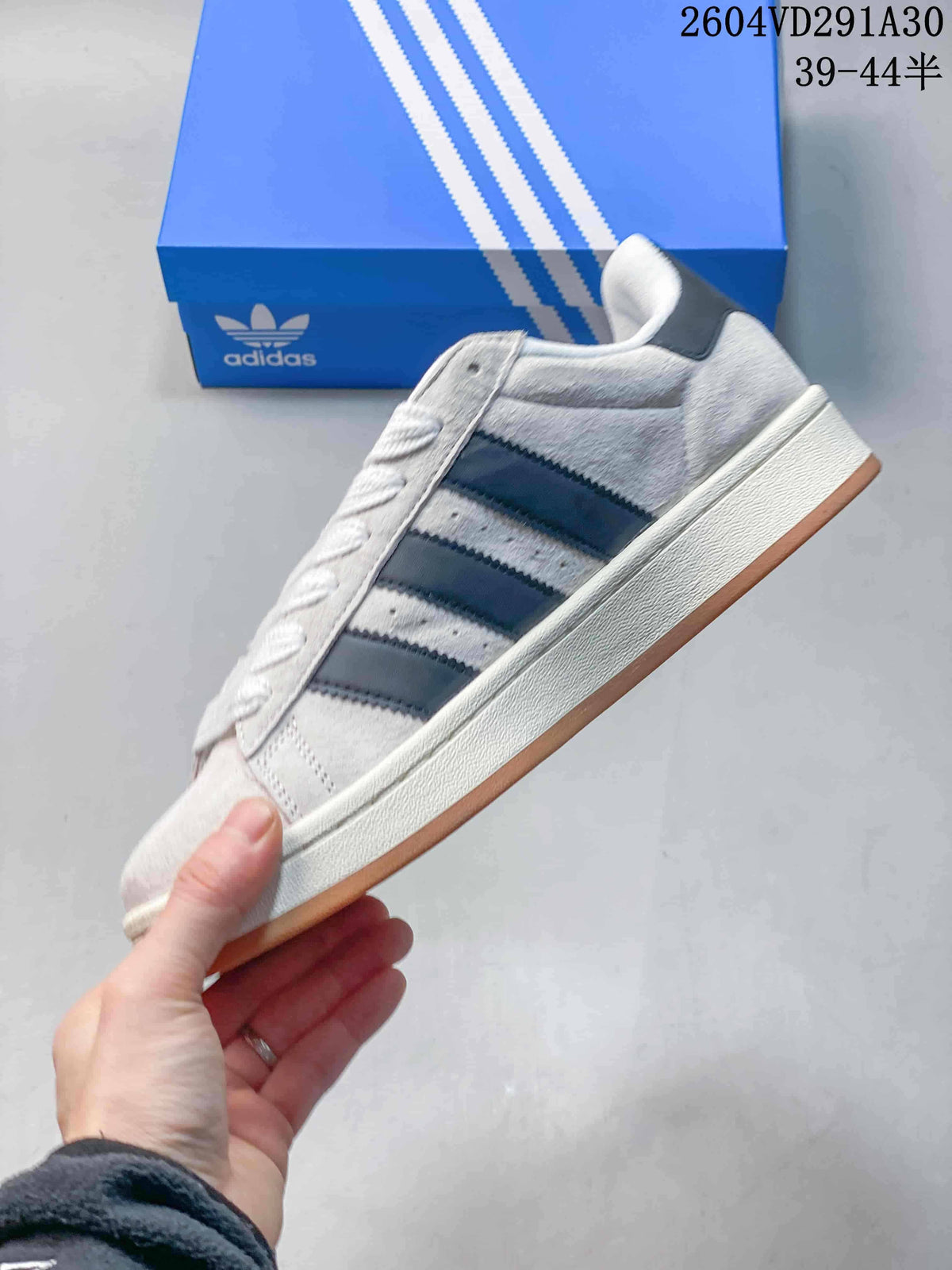 Adidas Campus 00s Low-Top Sneakers ID7028