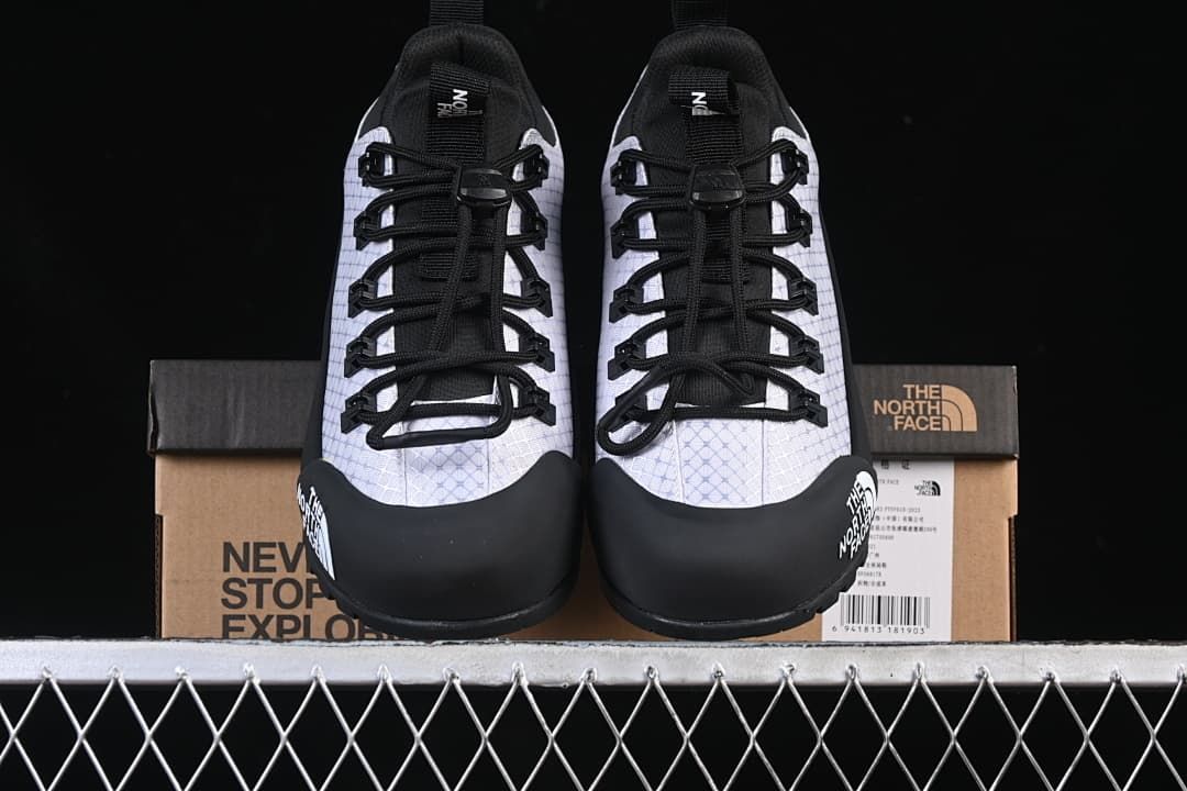 The North Face Glenclyffe Low Hiking Shoes, White/Black