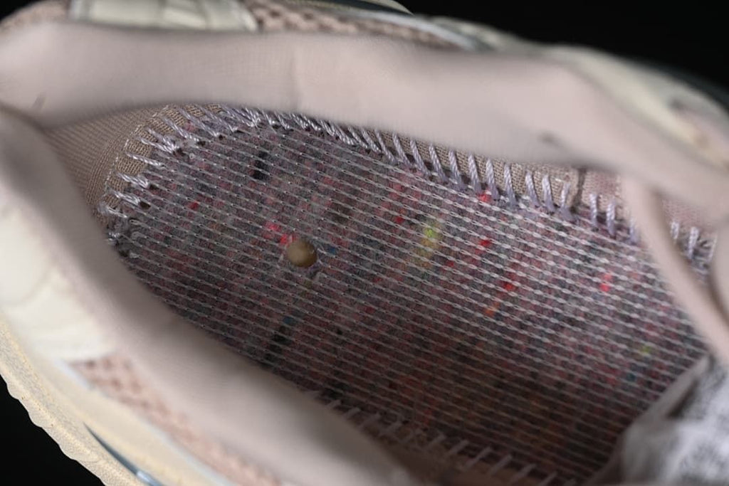Adidas Adistar XLG Sneakers IF6934, Cream and Pink