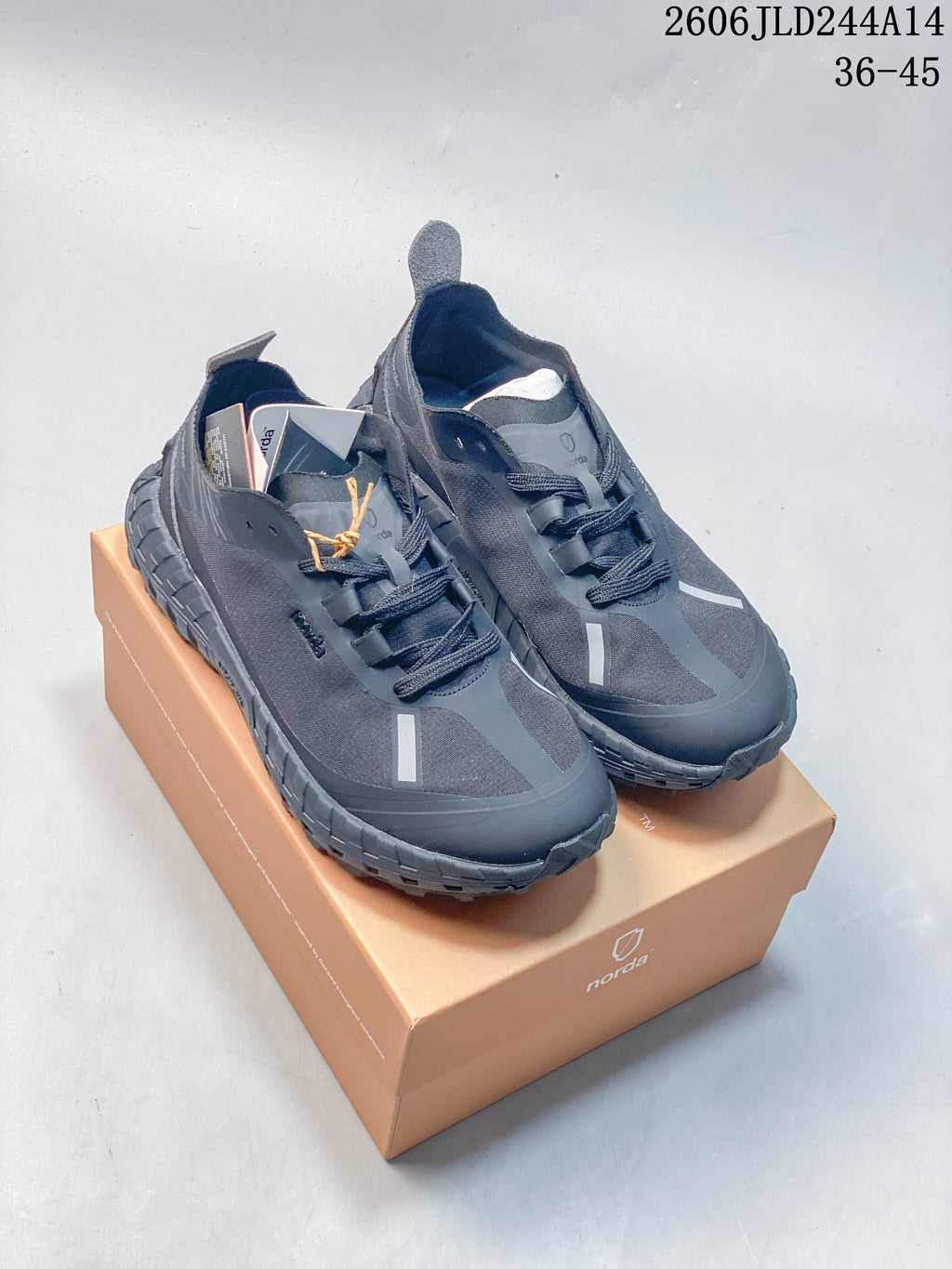 norda 001 Low-Top Running Shoes, Black, 06JLD244A14