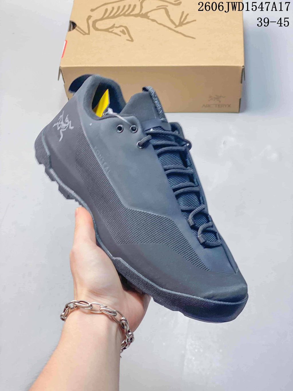 Arc'teryx Konseal Low-Top Outdoor Shoes for Women