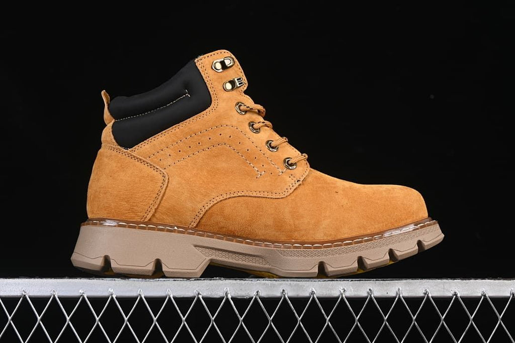 CAT Founder Mid-Top Work Boots in Wheat