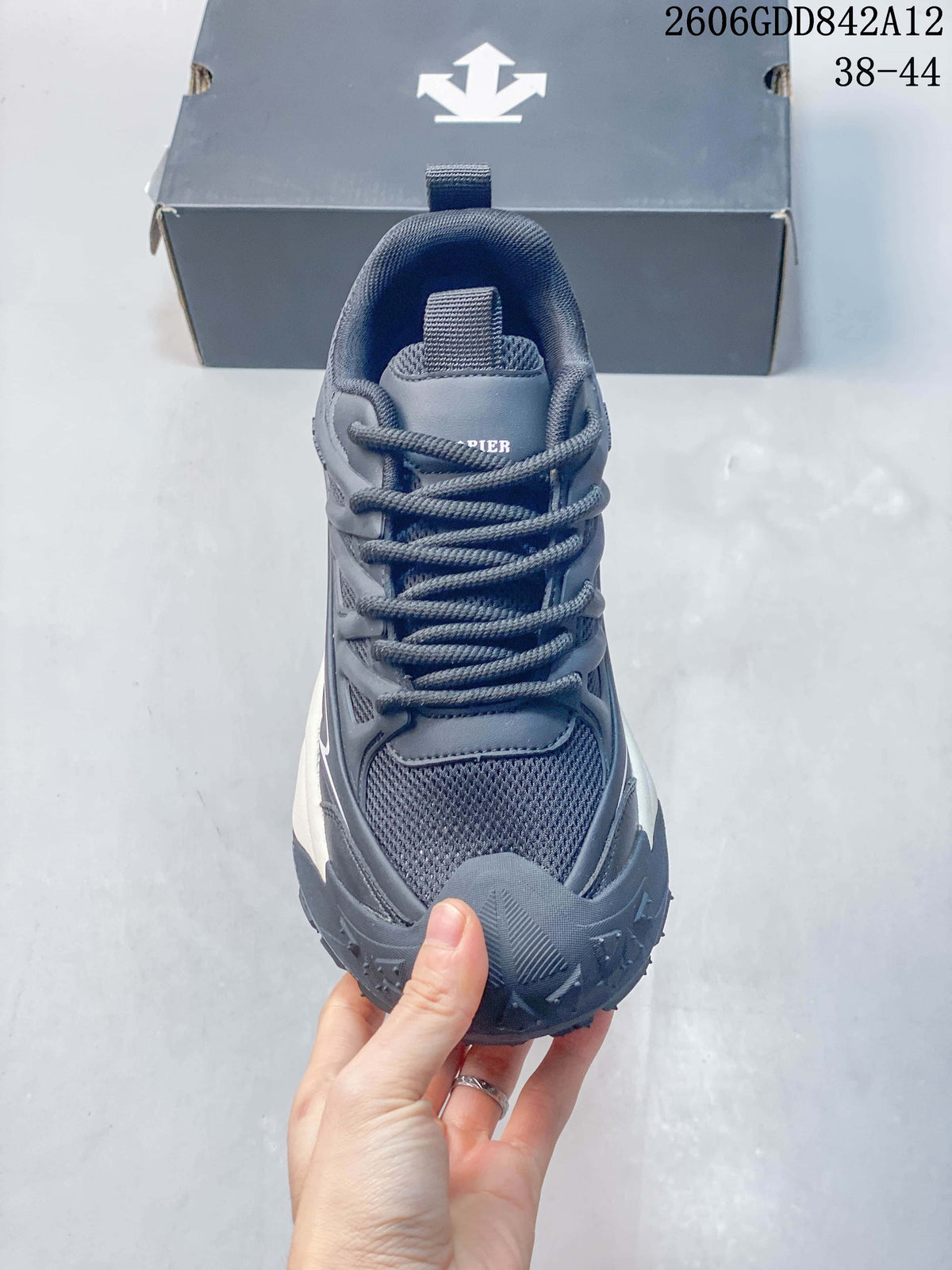 DESCENTE 2606GDD842A12 Gray Trail Running Sneakers