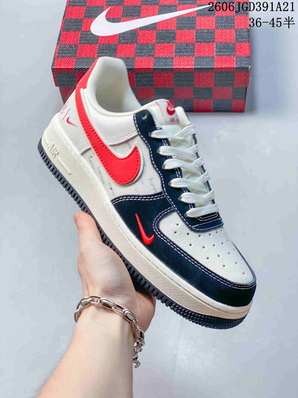Nike Air Force 1 ’07 Low White Navy Red Sneakers